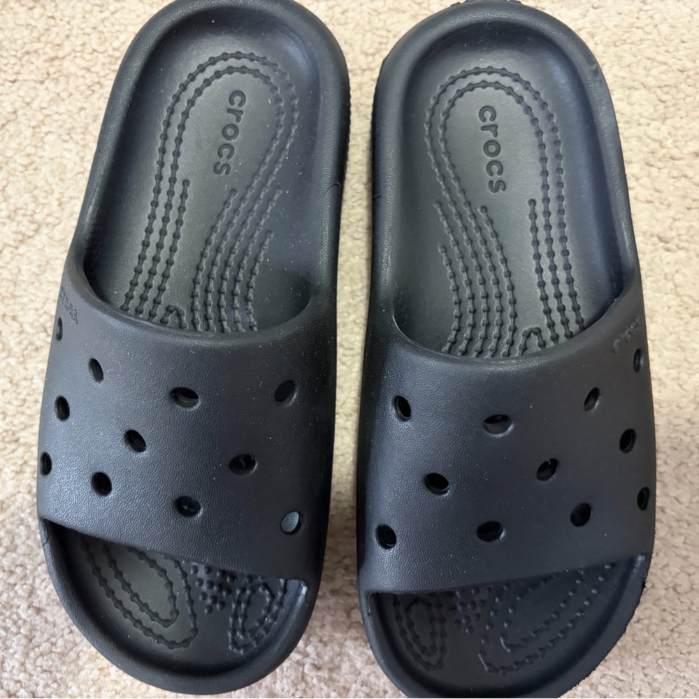 Crocs Kids' Classic Black Slide Sandals, size 12